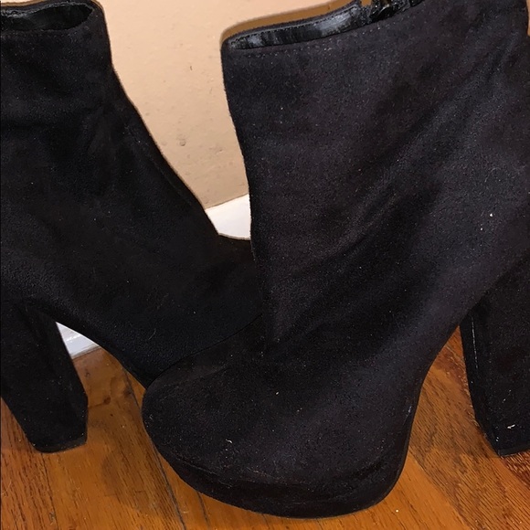 Black Forever 21 Booties - Picture 7 of 8